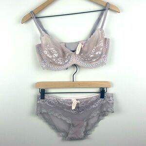 Victoria’s Secret bra and panty set
